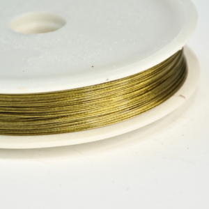 foto filo metallico in acciaio oro